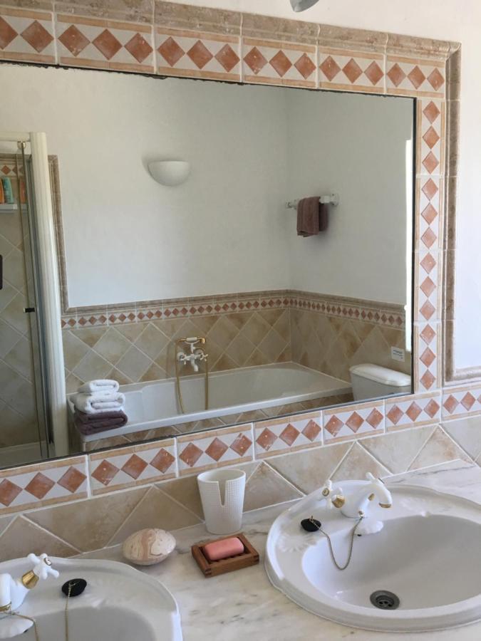 Bed & Breakfast Felicidade *
